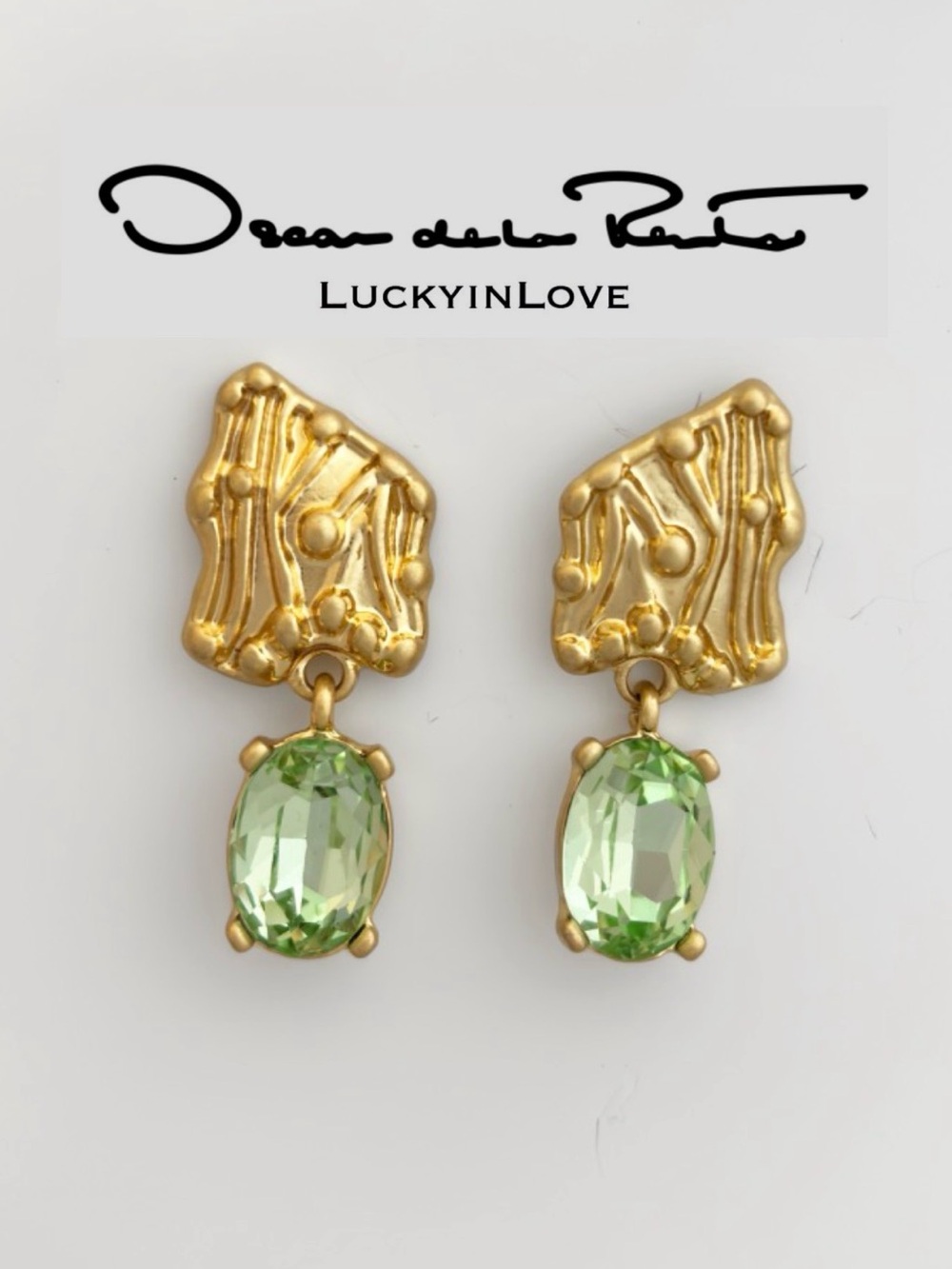 OSCAR DE LA RENTA • Enoki Shield Crystal Drop Earrings in Peridot Green. - Picture 1 of 6